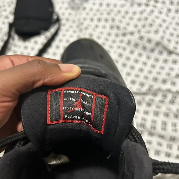 Air Jordan 11 Retro - Picture 4 of 8